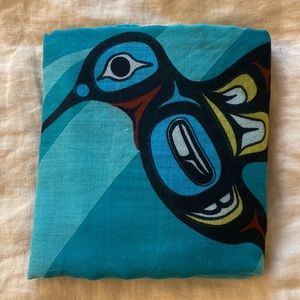 OSCARDO CANADA Hummingbird Scarf - EUC